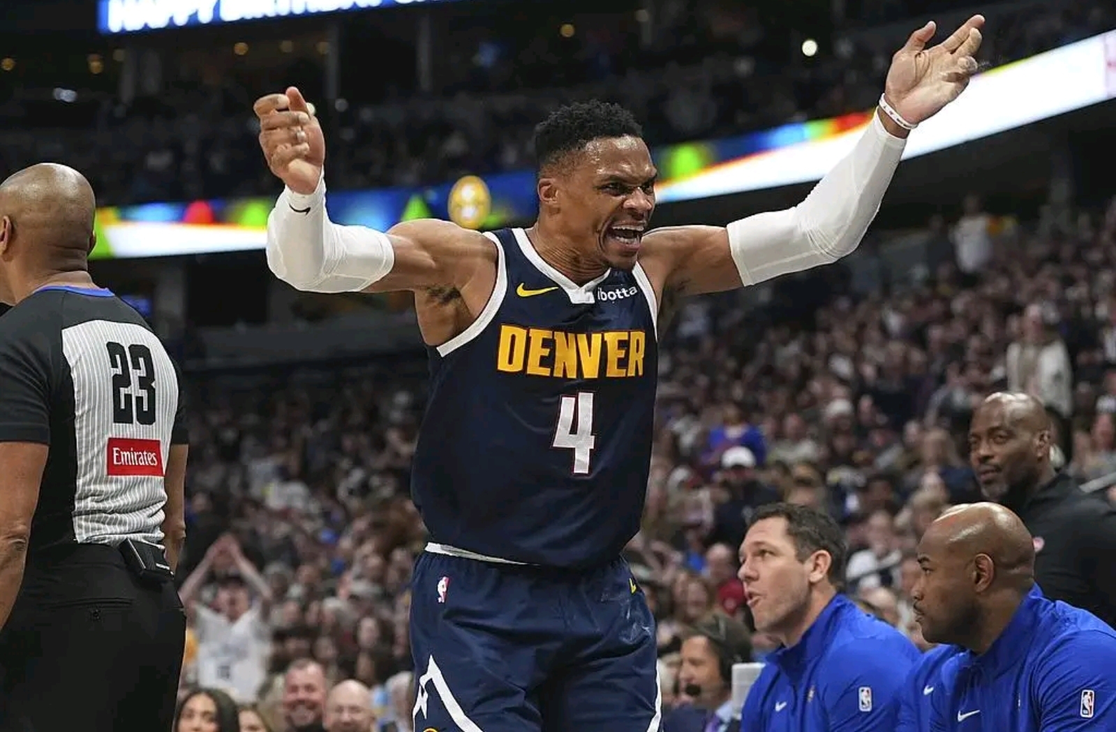 包含拉沃尔杯碾压蒙特卡洛大师赛，穆雷带队取胜的词条